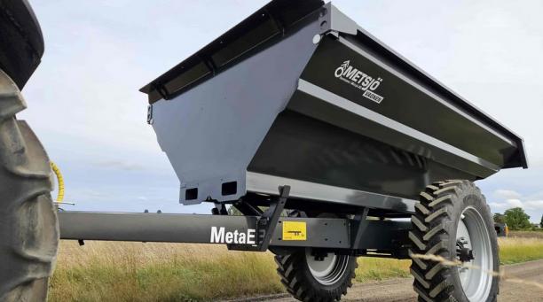 Metsj&ouml;s nya stenvagn ger lantbrukaren st&ouml;rre frihet och effektivitet